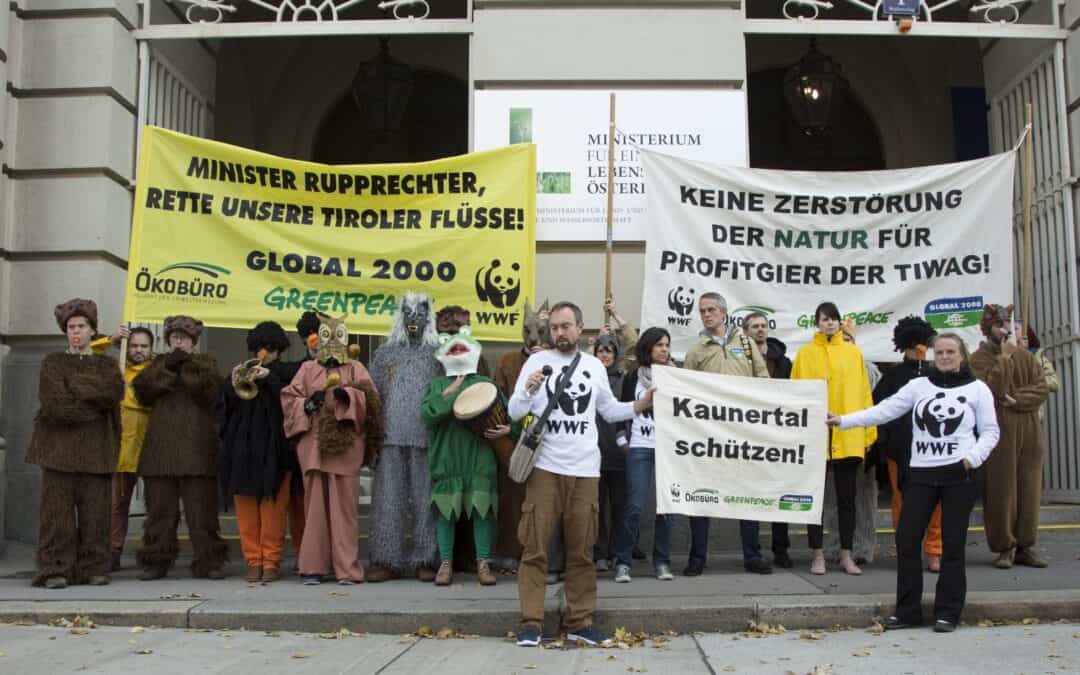 Einmarsch der Tiere im Büro von Umweltminister Rupprechter