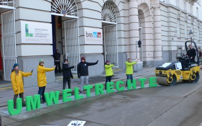 Protest von GLOBAL 2000, Greenpeace, WWF: Kein Plattwalzen von Umweltrechten